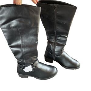 Olivia Miller Boots 